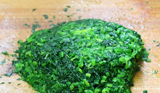 蔬菜食材配送公司：夏季多吃这个“碱性蔬菜”，加点面粉烙成饼