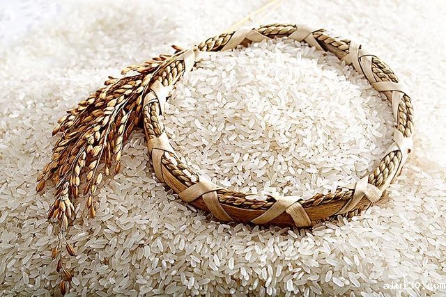 专业蔬菜配送教你如何分辨大米好坏？不看价格看2行字